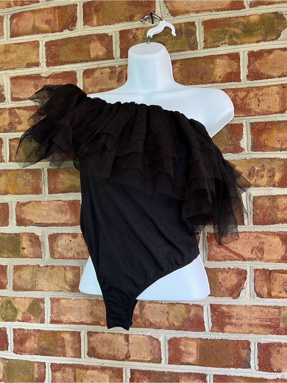 ISH Black One-Shoulder Ruffle Tulle Bodysuit. Medium